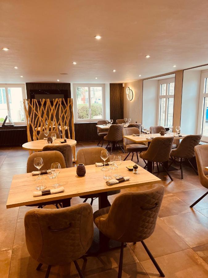 Hotel Restaurant De La Marne Пампол Екстериор снимка