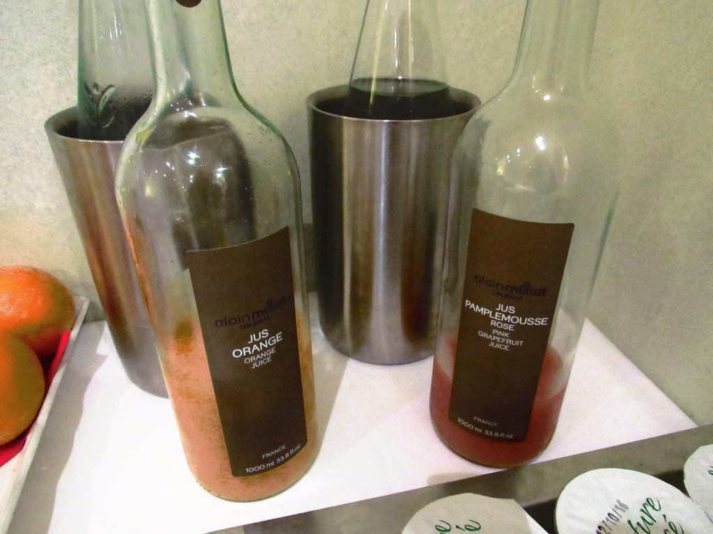 Hotel Restaurant De La Marne Пампол Екстериор снимка